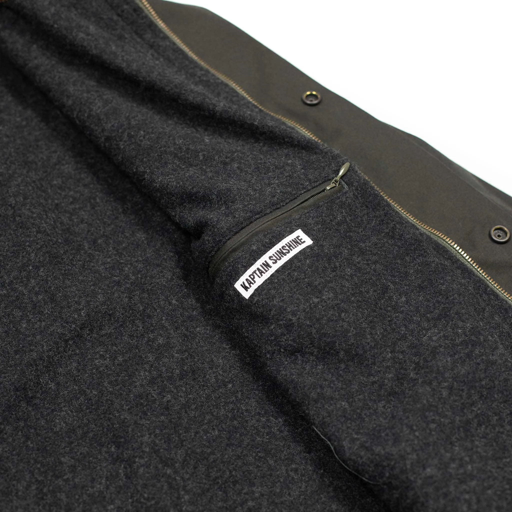 Country jacket in black water repellent cotton gabardine