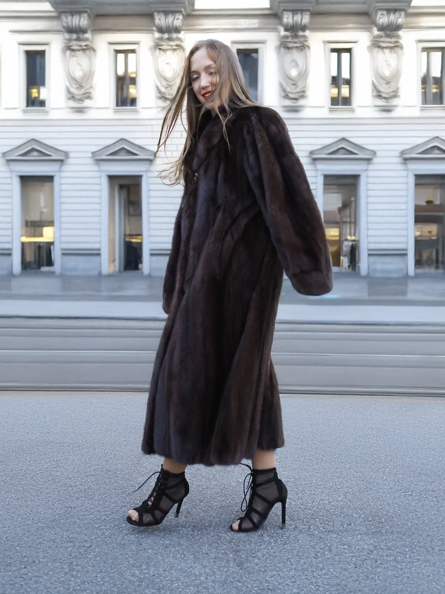 Mahogany Lunaraine Canadian Mink Fur Coat L/XL