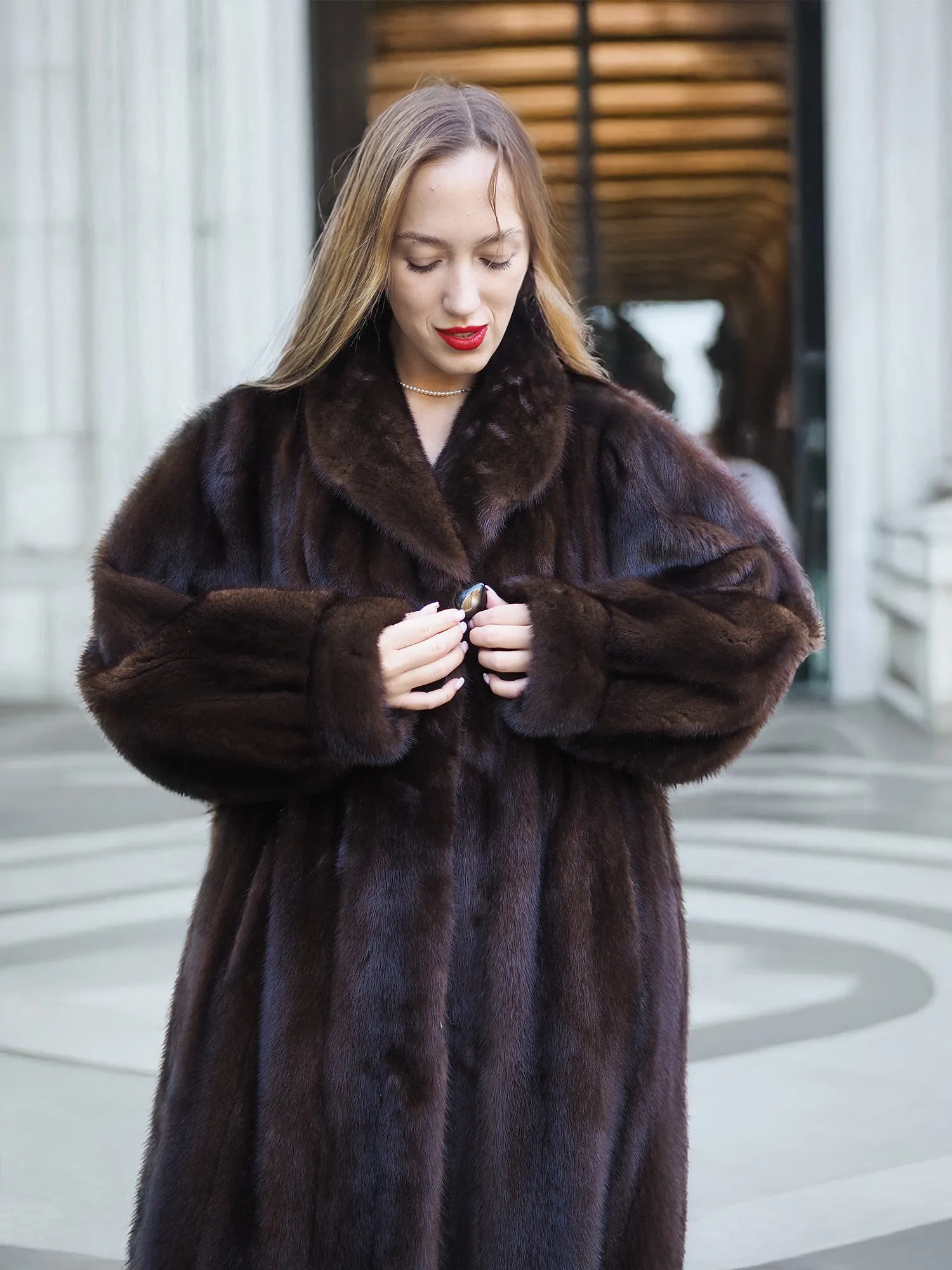 Mahogany Lunaraine Canadian Mink Fur Coat L/XL