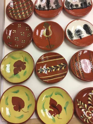 Plates: Redware