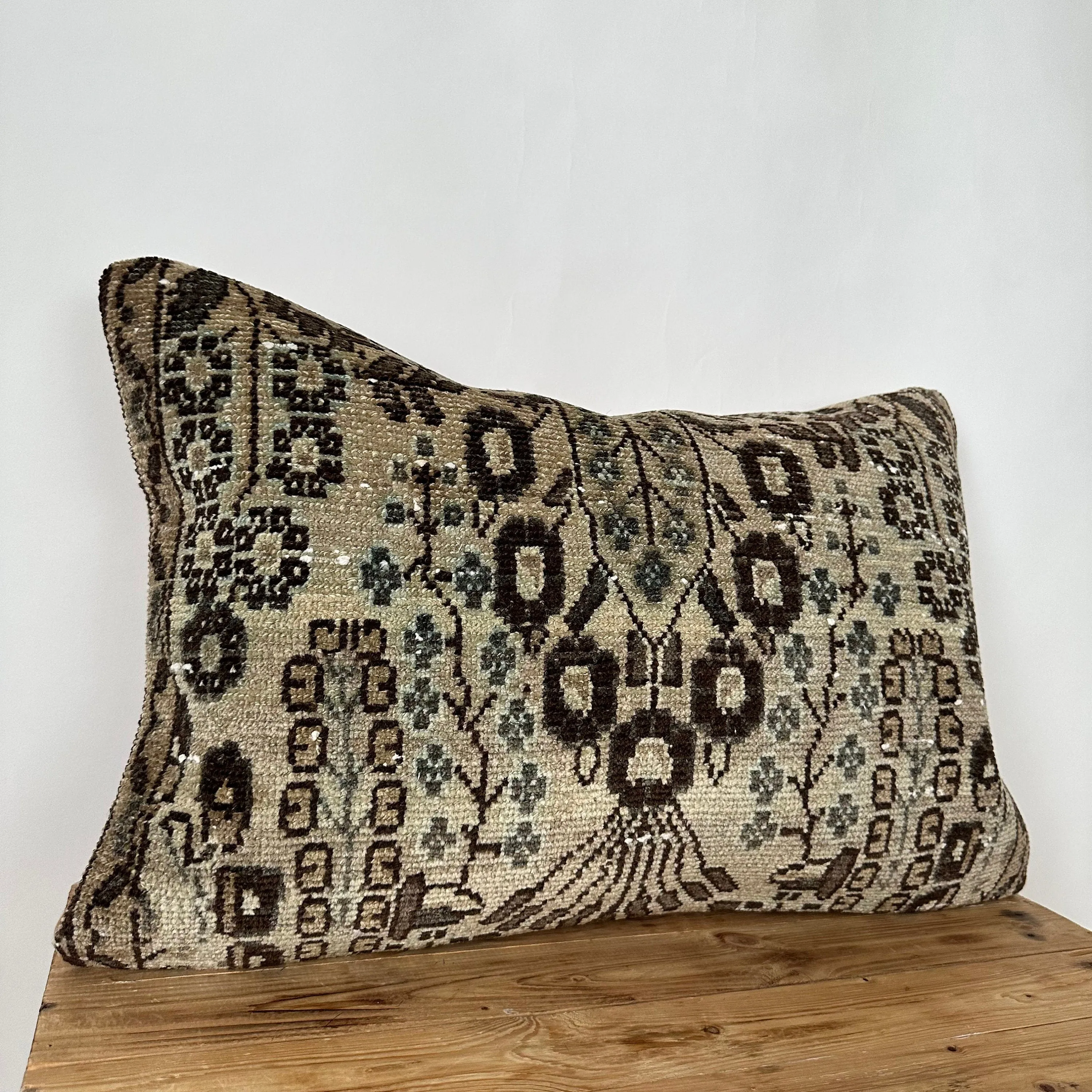 Thea - Persian Pillow Cover